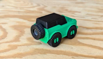Стилизованный Ford Bronco в масштабе 1/64...... 1