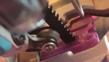 Противорасщепляющее устройство Makita 192557-6 для лобзика 2