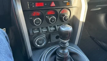 Крепление GT86/BRZ/FR-S для iPhone 15 Pro