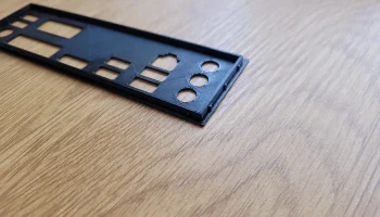 Экран ввода-вывода Gigabyte B250M-DS3H 1