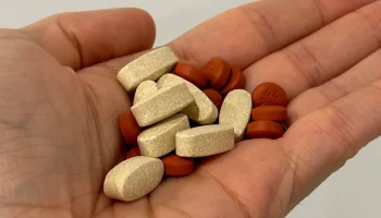Jumbo Weekly Pill Case [Remix] 3