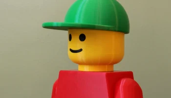 Бейсбольная кепка Mega Brick (масштаб 10:1) 2