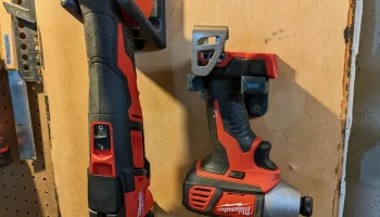 Крепление/держатель для сверла Milwaukee M18.........