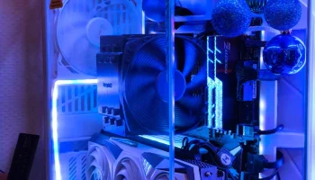 Ruban Led (Направляющая / Монтажный кронштейн) Специально... 1