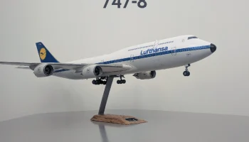 Боинг 747-8 - 1:144