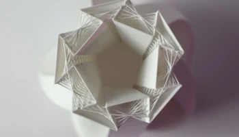 Витая ваза с нитями 2