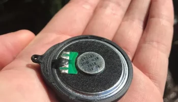Кронштейн динамика SEGA Nomad (обновление звука)........