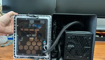 Компактный компьютерный корпус mATX (20,6 л)...... 3