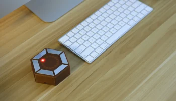 MIDI-контроллер BLE с емкостными сенсорными панелями....... 3