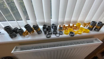 Настенный кронштейн для аксессуаров Dyson 4