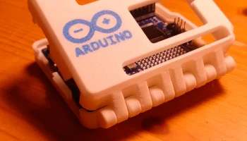 Корпус Arduino R4 Wifi с петлями