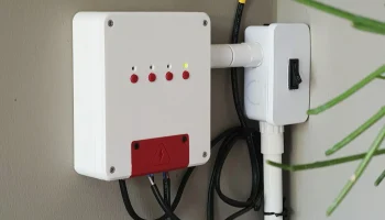 Корпус модуля ESP32 Relay X4 с интеграцией датчика I2C