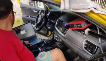 Индивидуальная подставка для телефона Kia Stonic 2020....... 2