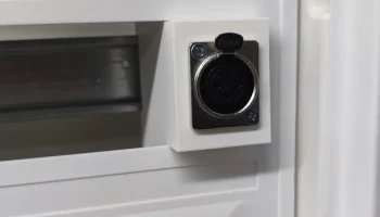 XLR-корпус для DIN-рейки - Neutrik D-Style