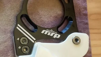 Нижняя направляющая/защита для направляющей цепи MRP SXg....