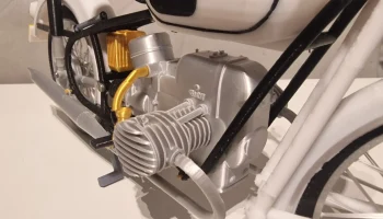 Мотоцикл BMW R60/2 1964 года, масштаб 1:6. Дизайнер Эд ван д 7