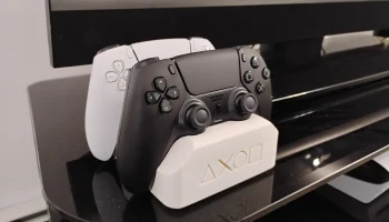 Подставка для контроллера PS5