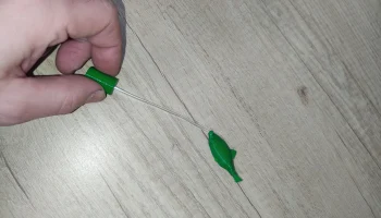 Поилка для кошек с игрушкой-рыбкой... 3