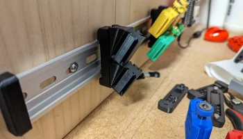 Зажим Revo Connect DIN и угловые крепления........ 2