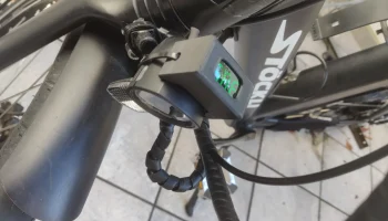 Отображение напряжения/корпус вольтметра (ebike)...... 2
