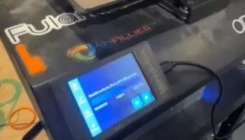 Крепление экрана Sidewinder X1 для корпуса CYD........
