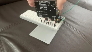 Arduino Uno R3 и держатель макетной платы............ 4