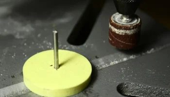 Инструмент настраиваемой формы диска (Dremel)........ 5