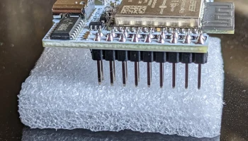 QuinLED-ESP32 с нижним разъемом 3