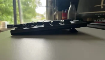 Подставки для клавиатуры Logitech G915