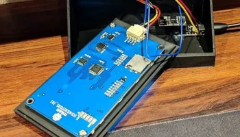 Чехол для настольной панели Nextion 1