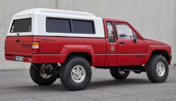 RC4WD 1987 Toyota XtraCab Задняя кабина 1