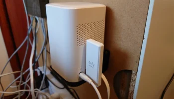 Настенный кронштейн Eufy HomeBase 2 2