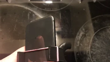 крепление для iPhone 8 1