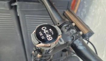 Крепление для велосипеда Galaxy Watch 4...