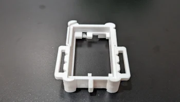 DN-Badge-Body-Remix-Strap-Attachments