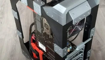 XG5 - компьютерный корпус формата ATX...... 3