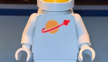 Классические мегафигурки Space и Spacebaby (масштаб 5:1, ... 1