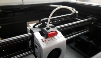 Qidi Cutter V2.0 для X-Max 3/X-Plus 3 использует отламывающи 1
