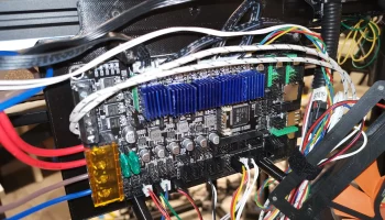 монтажный кронштейн mks monster 8 v2