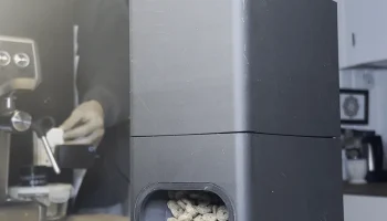 Автоматическая кормушка для домашних животных Munch-E V1 ... 1