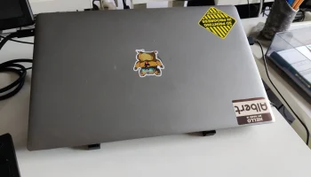 Компьютерная подставка для док-станции Dell...... 2
