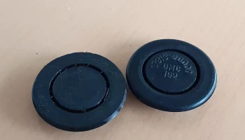 Kia 1731312000 Оригинальная заглушка спойлера OEM...........
