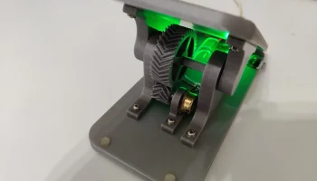 Ножная педаль MIDI с динамическим диапазоном............