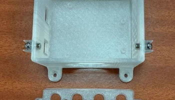 Настенный корпус Arduino Uno с крышкой на магните и выдви... 7