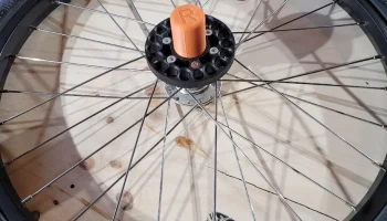 Транспортировочная крышка Croozer Vaaya на вал...... 1