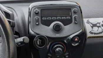 Адаптер держателя телефона Toyota Aygo Peugeot 108 Citroe... 1