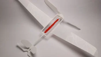 Самолет с резиновой лентой Самолет с резиновой лентой