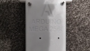Корпус Arduino Mega с отверстиями для винтов............ 3