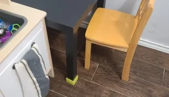 Бустер для журнального столика Mainstays к детскому столу...