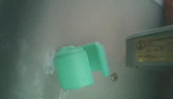 Держатель зарядного устройства для электромобилей 1